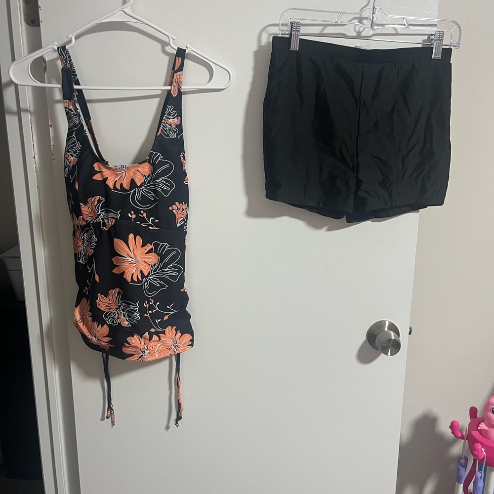 Floral Tankini Top & Black Swim Boy Short  Set